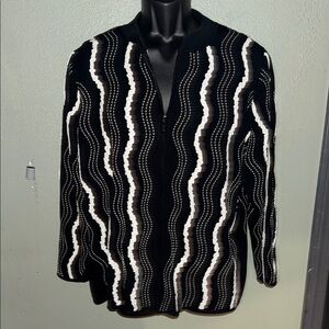 Ming Wang Black and White Wave Pattern Cardigan
